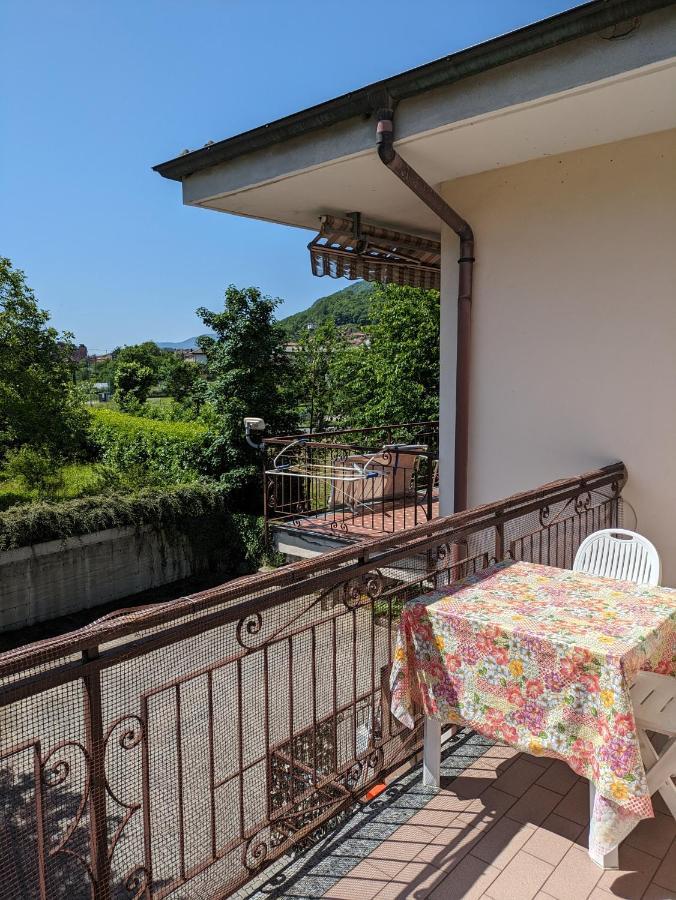 Relax E Passeggiate Tra Laghi E Monti Apartment Casale Corte Cerro Ngoại thất bức ảnh